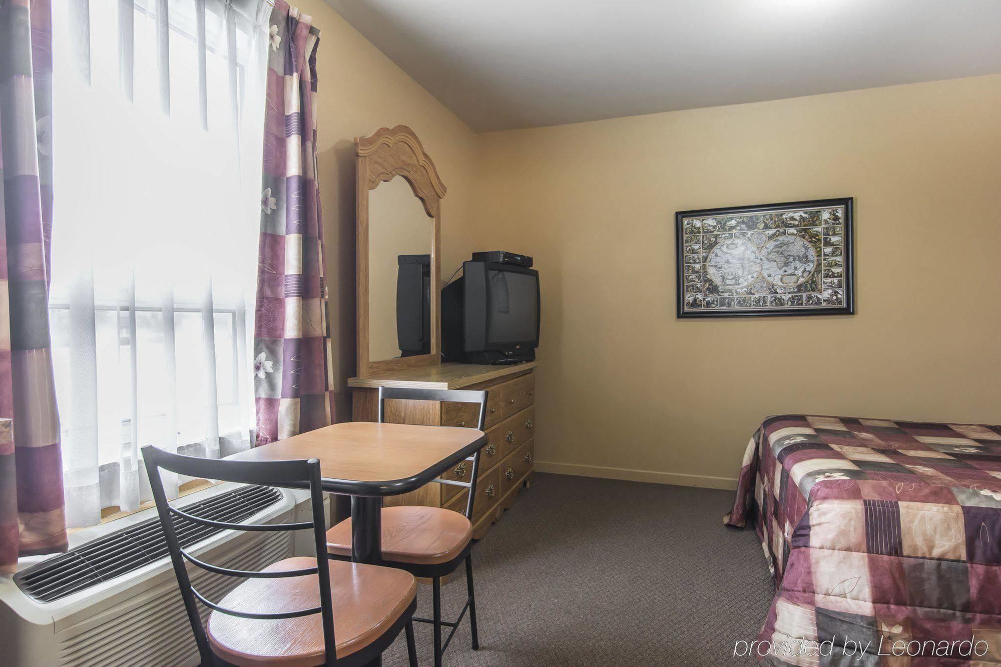 Econo Lodge Cabano Extérieur photo