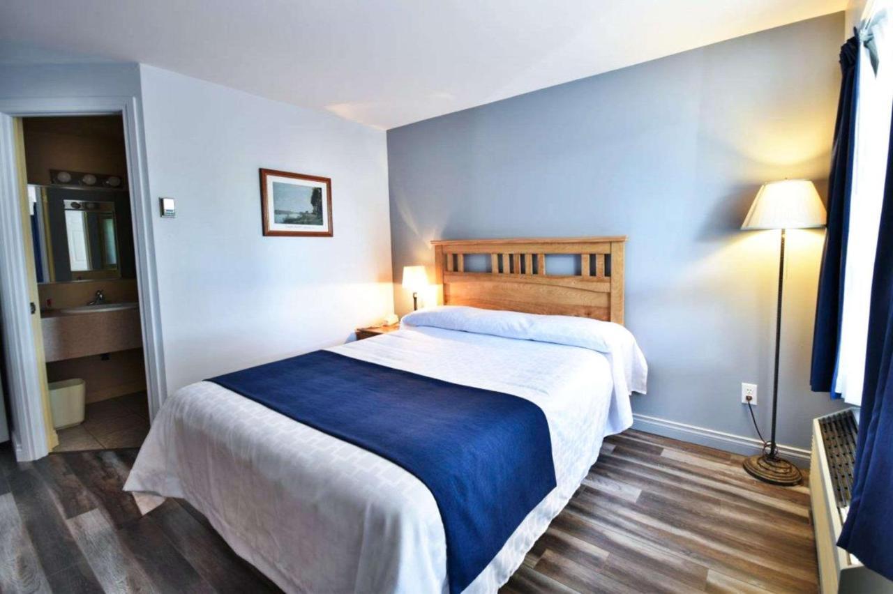 Econo Lodge Cabano Extérieur photo
